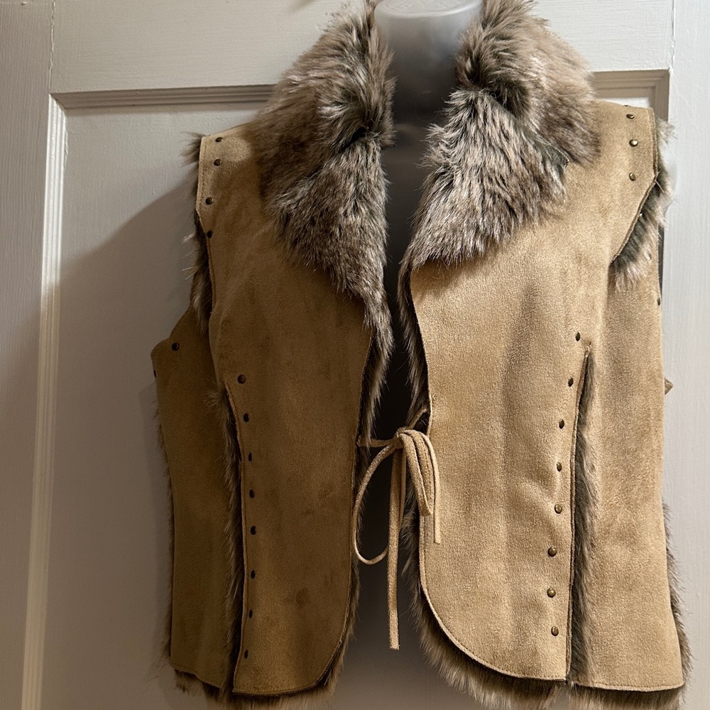 Tan Faux Fur Trimmed Vest